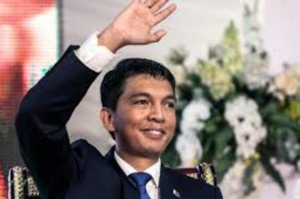 Madagascar: visite annoncée du président Rajoelina à Paris fin août
