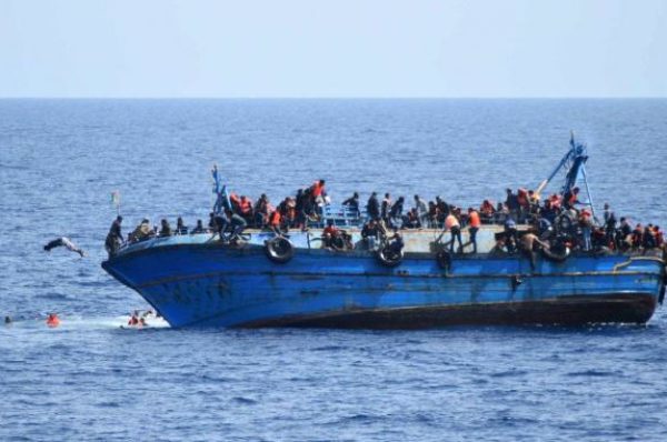 Tunisie: 75 migrants bloqués au large depuis 10 jours