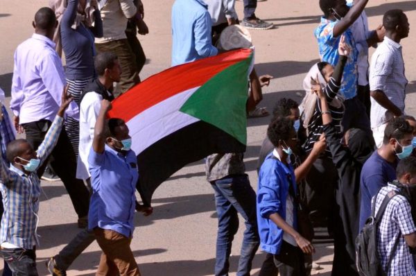 Soudan : des milliers de personnes réclament justice pour les manifestants tués