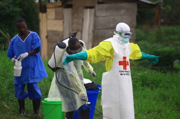 Ebola en RDC: aide de la Banque mondiale de 300 millions de dollars