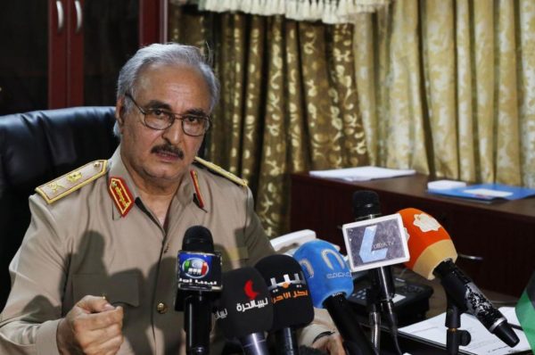 Libye : « Menacé de déclin, Khalifa Haftar va opter pour une escalade destructrice »