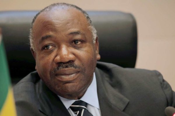 Gabon : « Ali Bongo ne travaille pas pour prouver qu’il est aux commandes »