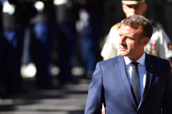 Emmanuel Macron invite les maires de France à honorer les tirailleurs d’Afrique