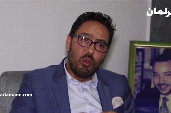 Hicham Rahil : « Le roi fait des efforts, c’est la classe politique marocaine qui ne suit pas »
