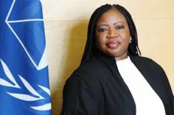 Fatou Bensouda accusée d’avoir tu les crimes commis sous Jammeh en Gambie