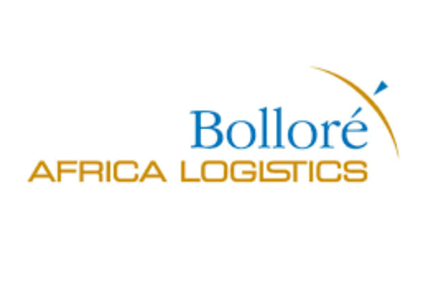 Le groupe Bolloré saisit Biya pour contester son éviction du port de Douala (officiel)