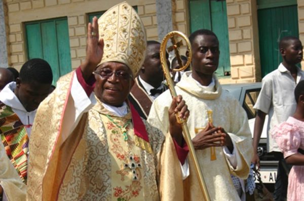 L’ancien archevêque de Lomé demande au président togolais de quitter le pouvoir