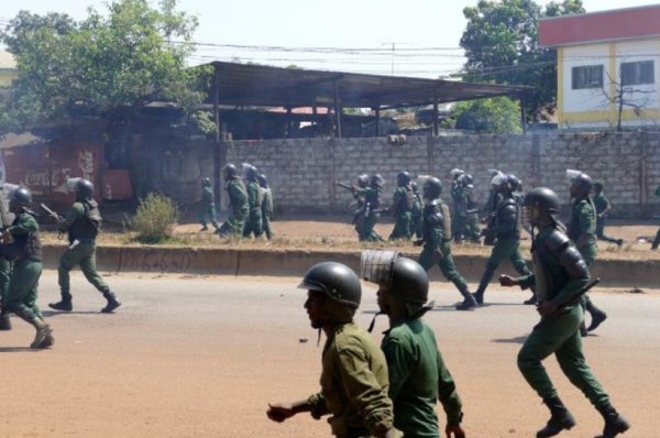 Guinée : climat de tensions à Conakry, paralysée par les manifestations