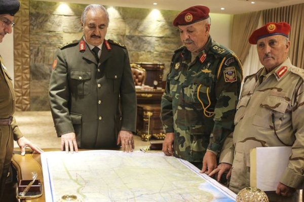 Crise libyenne : Haftar essuie des tirs de sommation américains