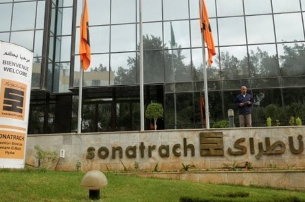 Algérie : Sonatrach annonce 40 milliards de dollars d’investissements
