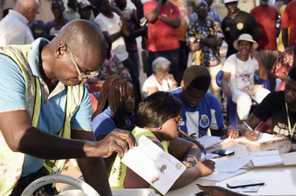 Afrique : la démocratie garantit-elle le développement ?