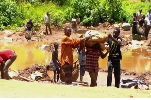 Plainte contre les GAFA : une nouvelle stratégie pour contrer le travail des enfants dans les mines de cobalt en RDC