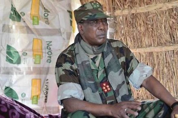 Idriss Déby Itno se retire des opérations antidjihadistes hors Tchad