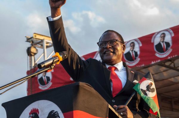 L’opposition du Malawi revendique la victoire à la reprise des élections présidentielles