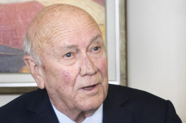 L’ancien président sud-africain De Klerk se retire du discours américain sur les droits