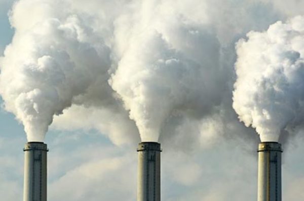 Un expert des droits de l’homme demande à témoigner dans une affaire de pollution de l’air en Afrique du Sud