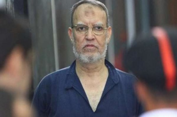 Égypte: un haut responsable des Frères musulmans décède en prison
