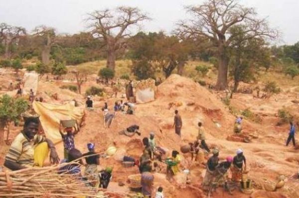 Terrorisme : le Burkina ferme des sites d’or dans le Nord