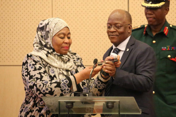 Samia Suluhu Hassan, première femme à la tête de la Tanzanie