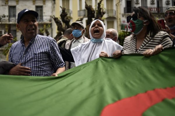 Algérie : le président Tebboune appelle au « dialogue » avec les partenaires sociaux