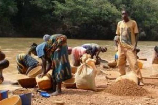 Guinée: tension entre les populations et des orpailleurs dans le nord-ouest du pays