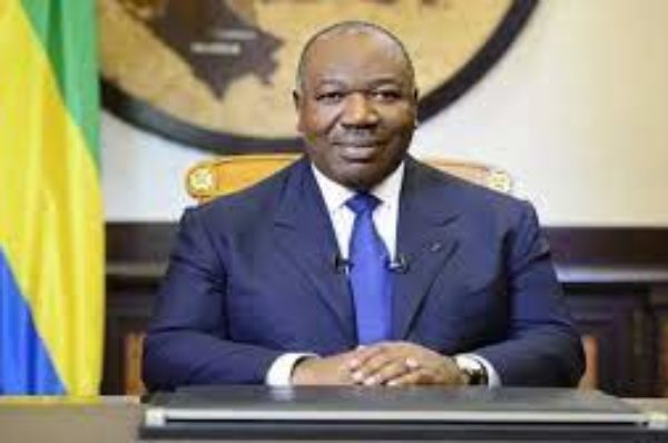 Gabon : Ali Bongo réduit les exonérations fiscales