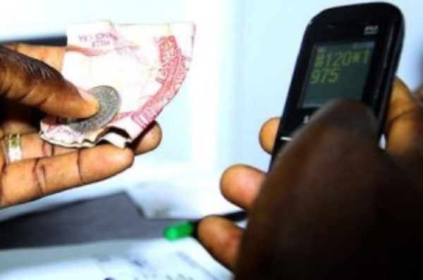 Cameroun: polémique autour d’une taxe sur les transferts d’argent «via» la téléphonie mobile