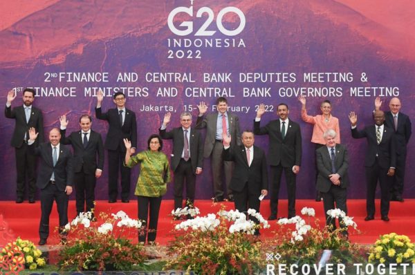 Le G20 doit faire pression pour éviter les crises de la dette – experts, militants