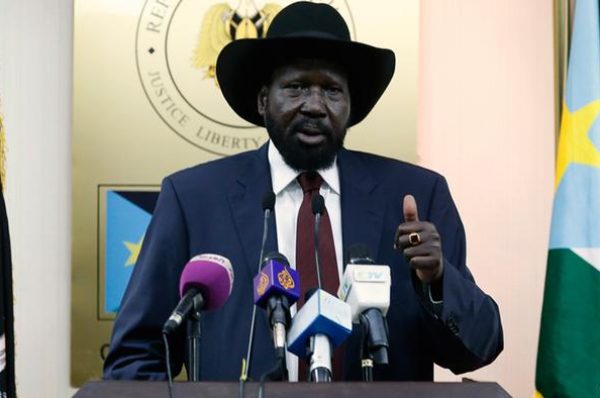 Le président du Soudan du Sud intègre les officiers de son rival dans l’armée