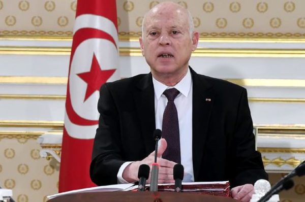 Tunisie: le président Saïed annonce un dialogue national uniquement avec la société civile